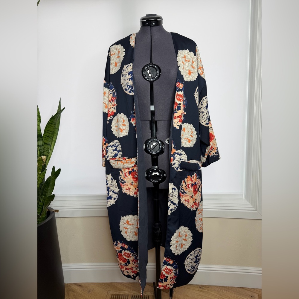 Zara dark blue floral women’s kimono